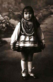 Suzanne-Szuster Suzanne-Szuster
