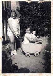 Suzanne-Szuster Suzanne-Szuster